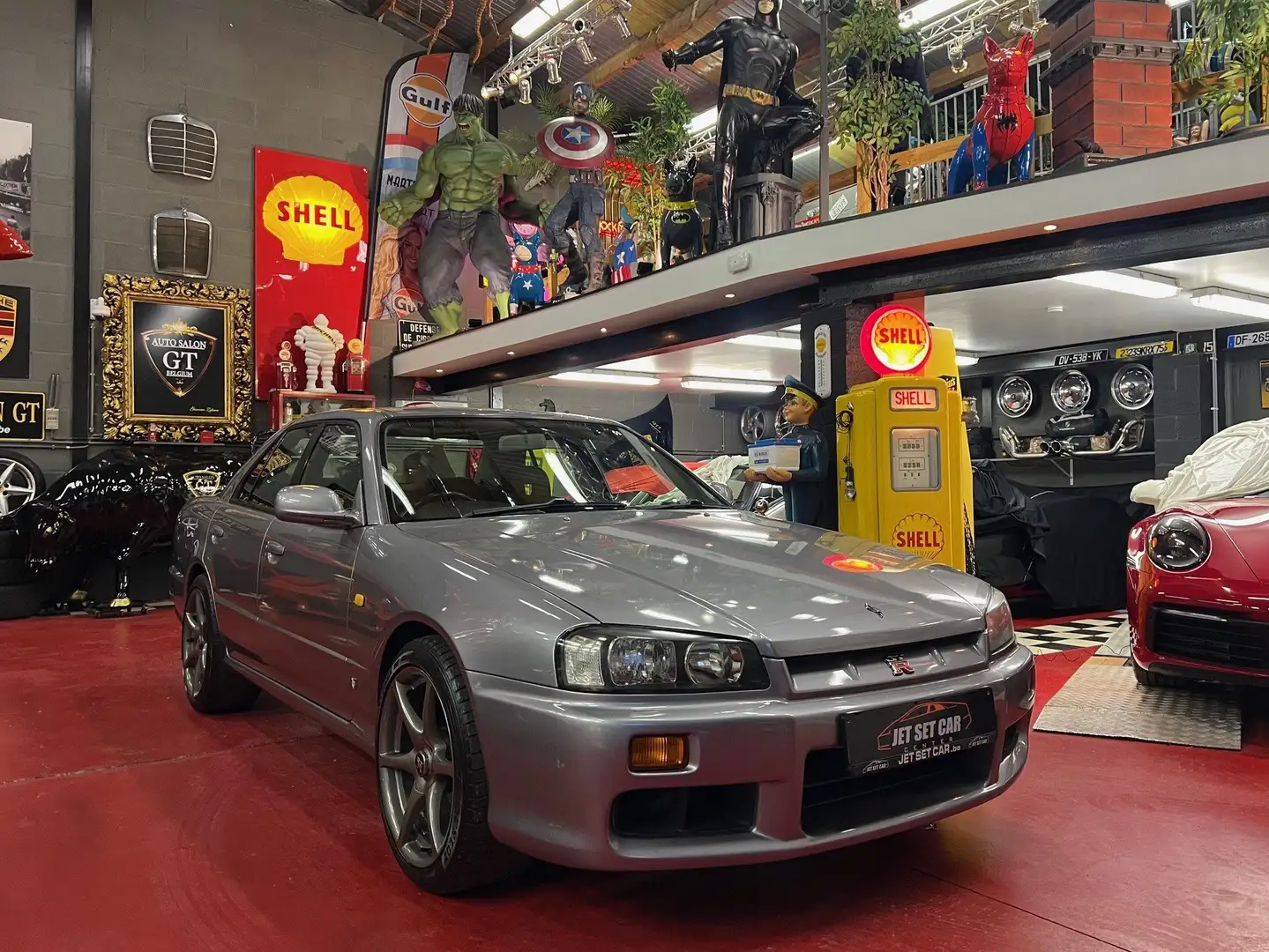 Nissan Skyline R34 GT 2,0l 6 Cylindres en ligne 24 Soupapes Šedá - 1