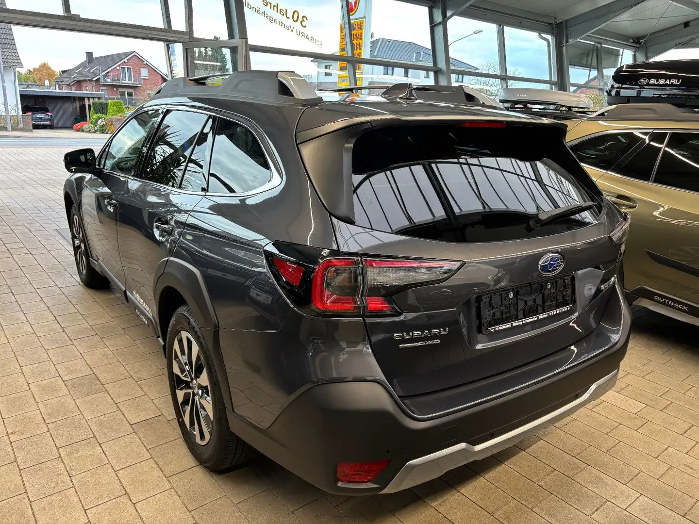 Subaru OUTBACK Outback Platinum Grau - 2