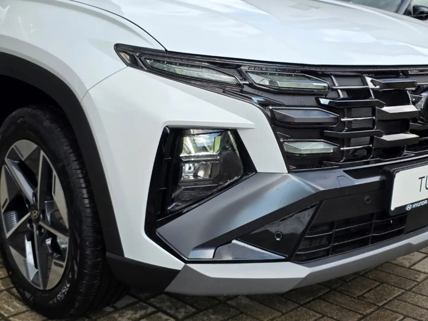 Hyundai TUCSON Hybrid 1.6 T-GDI TREND, Navi, Kamera, LED, CarPlay Weiß - 2