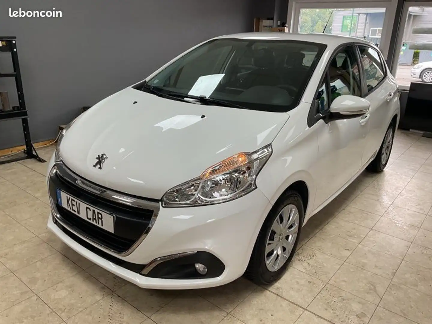 Peugeot 208 HDI 100cv garantie 12mois Blanc - 1