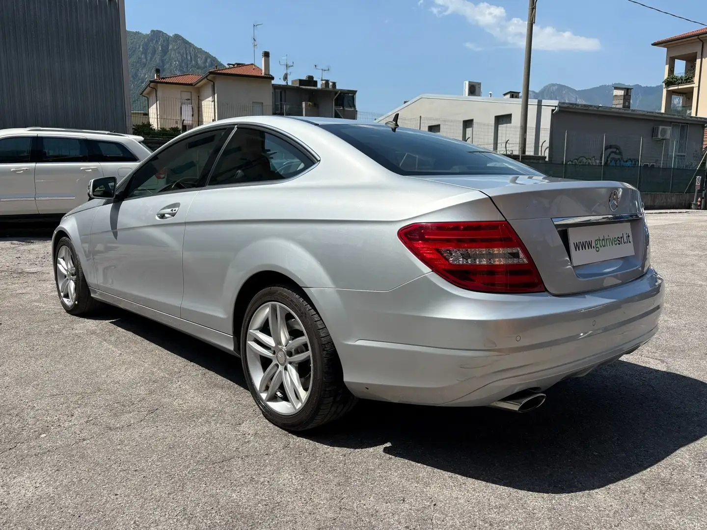 Mercedes-Benz C 220 Classe C - W204 2011 Coupe  cdi Executive AUTOM. Argento - 2
