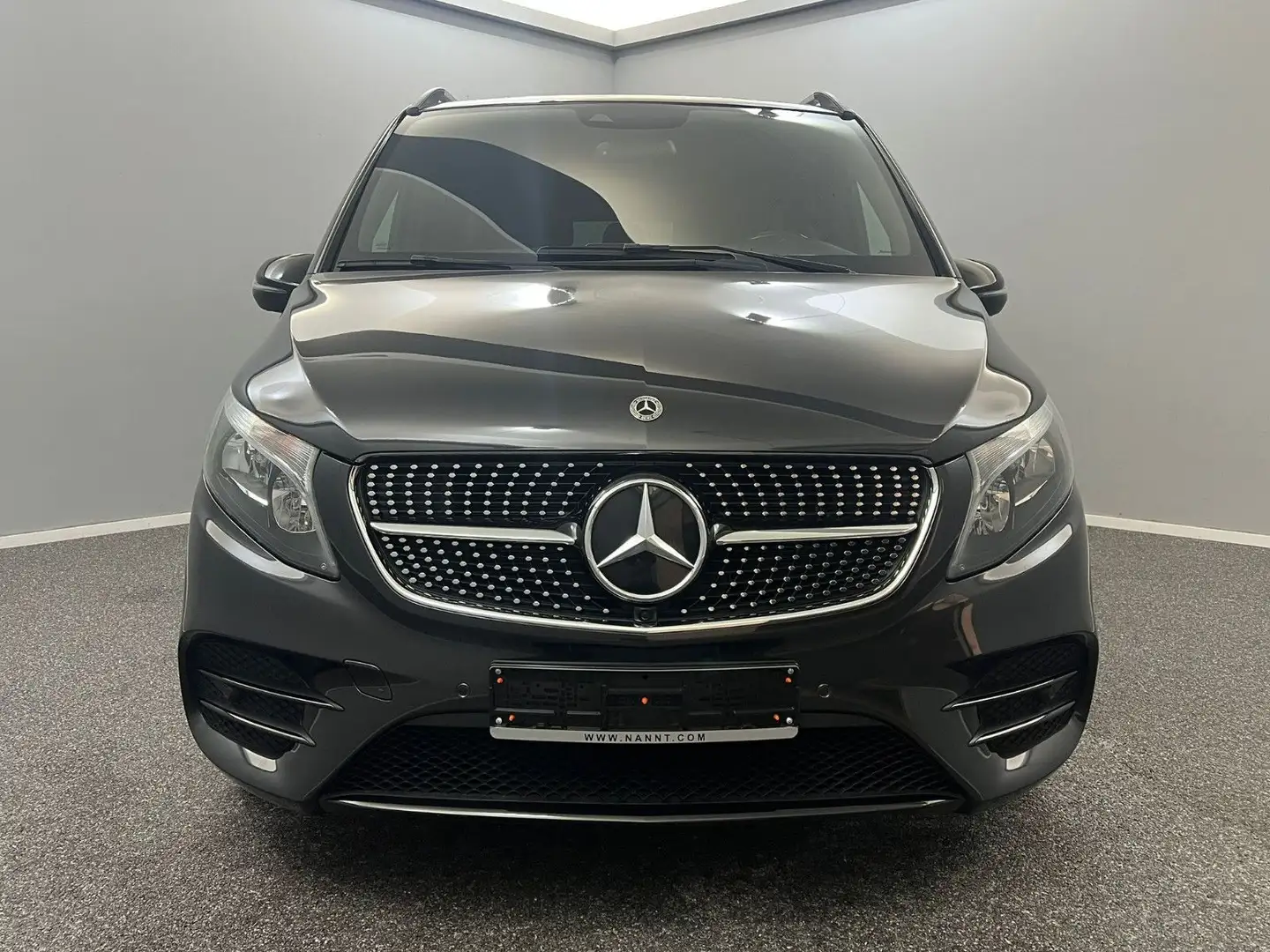 Mercedes-Benz V 250 d LANG AMG-LINE 2x SCHIEBE*AERO*ACC*LED*19Z Grau - 2