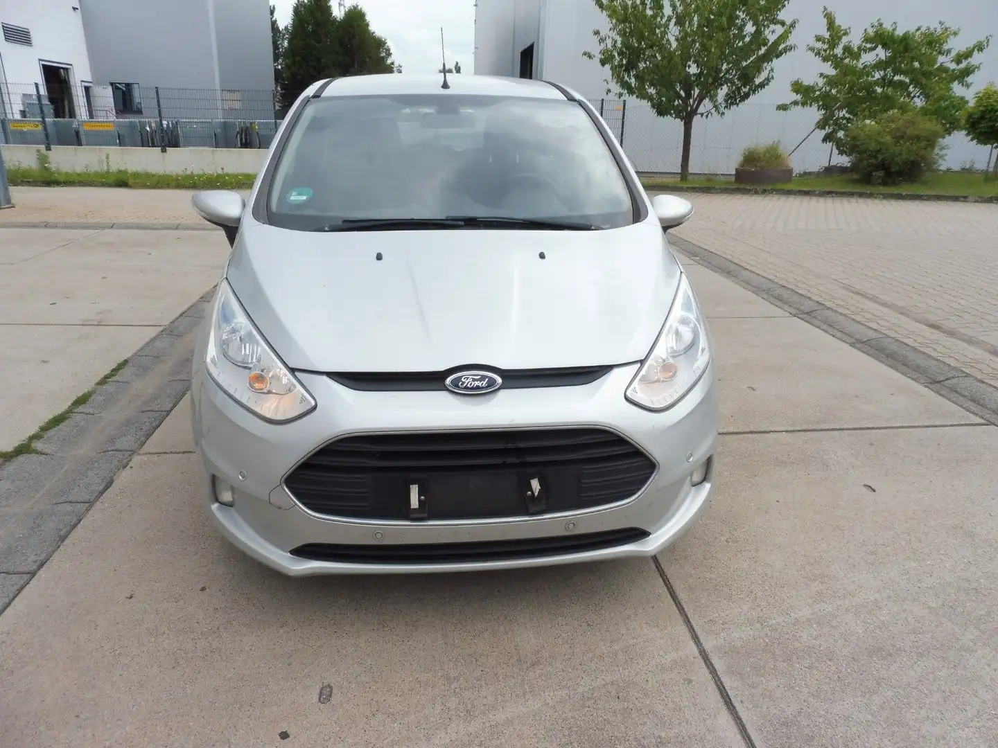 Ford B-Max 1,0 EcoBoost 74kW S/S SYNC Edition Euro 6 Argintiu - 2