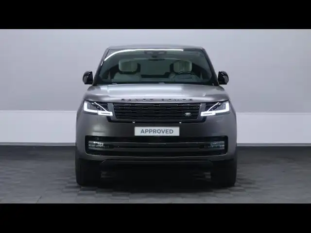 Land Rover Range Rover view 2