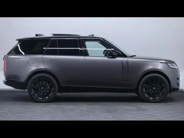 Land Rover Range Rover view 4