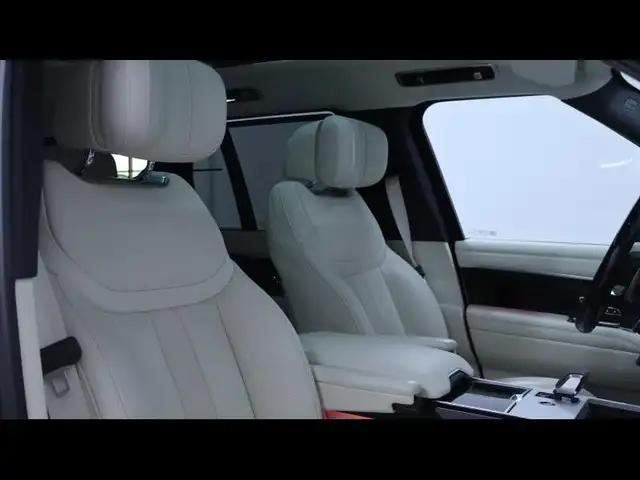 Land Rover Range Rover view 12
