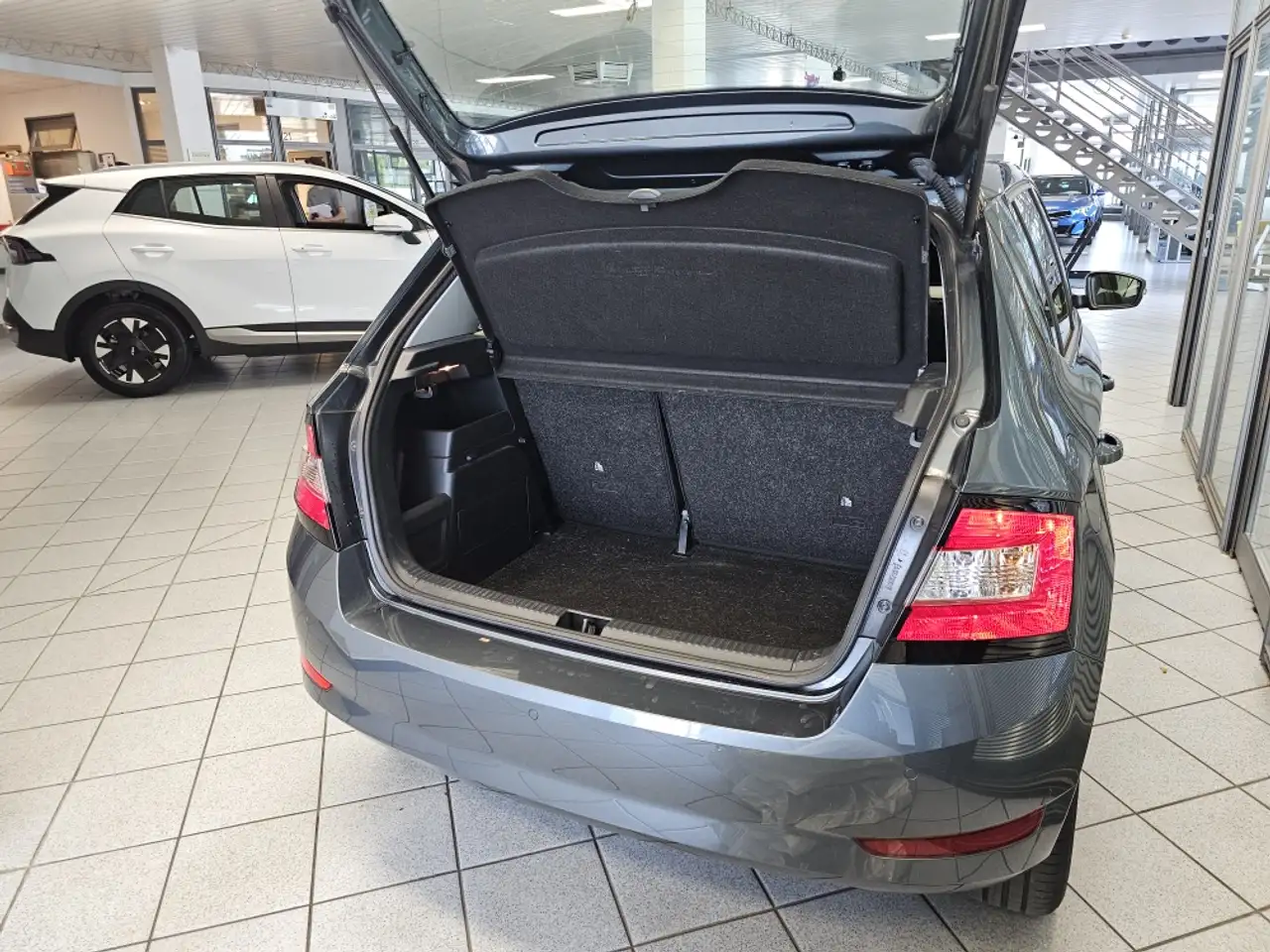 Skoda Fabia Ambition Kamera,Sitzheizung,App-Connect, миниатюра 3