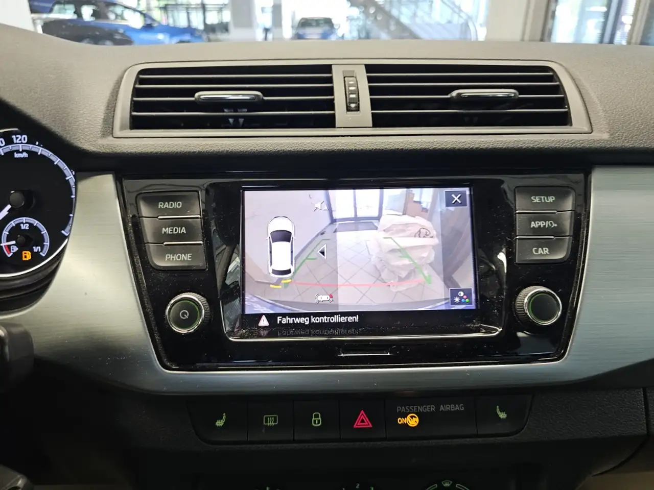 Skoda Fabia Ambition Kamera,Sitzheizung,App-Connect, миниатюра 12