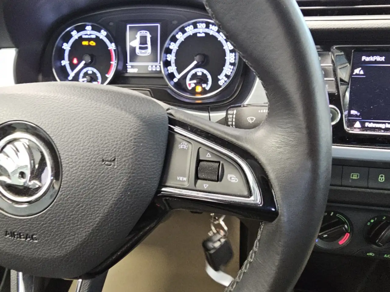 Skoda Fabia Ambition Kamera,Sitzheizung,App-Connect, миниатюра 13