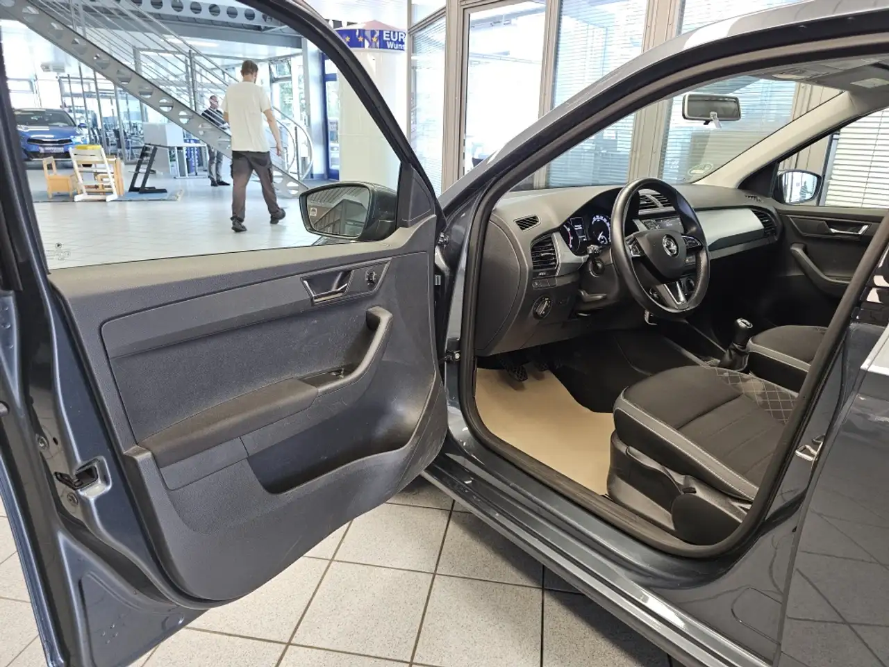 Skoda Fabia Ambition Kamera,Sitzheizung,App-Connect, миниатюра 19