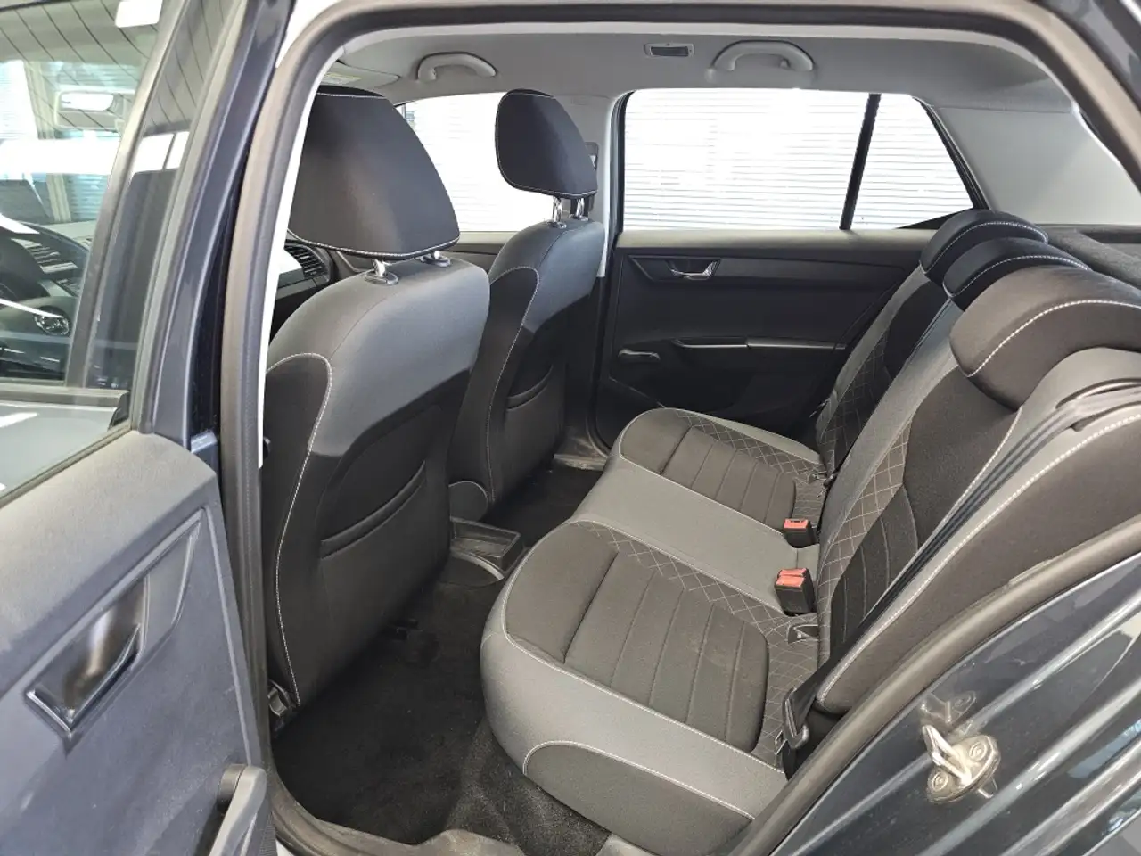 Skoda Fabia Ambition Kamera,Sitzheizung,App-Connect, миниатюра 6