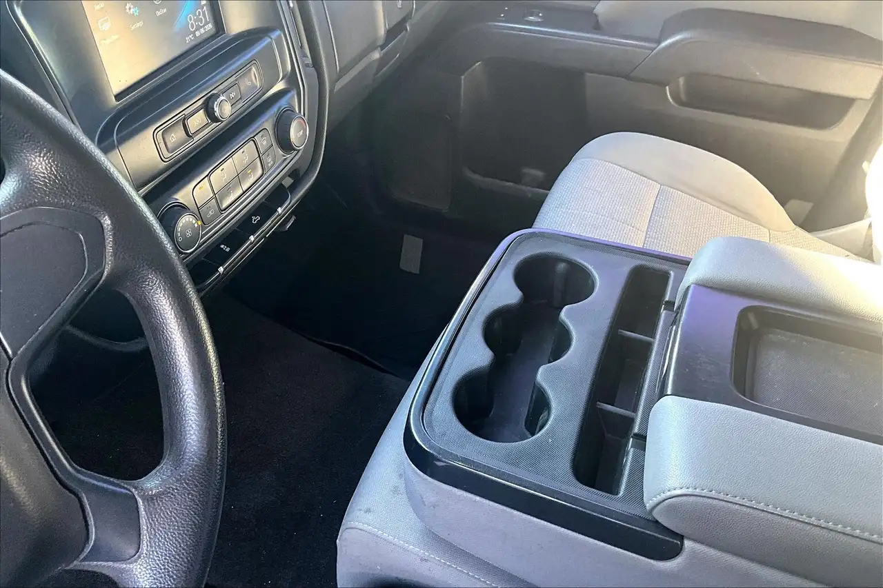 Chevrolet Silverado 1500 снимка Chevrolet Silverado 1500
