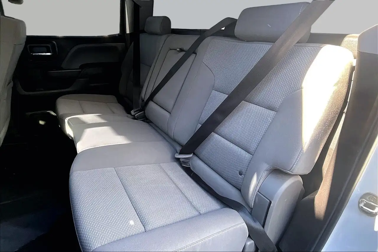 Chevrolet Silverado 1500 снимка Chevrolet Silverado 1500