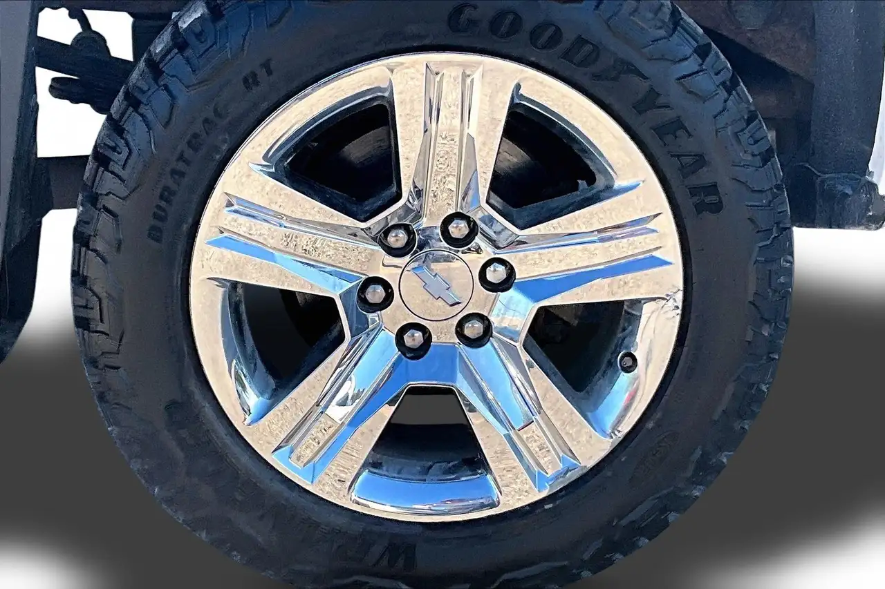 Chevrolet Silverado 1500 снимка Chevrolet Silverado 1500