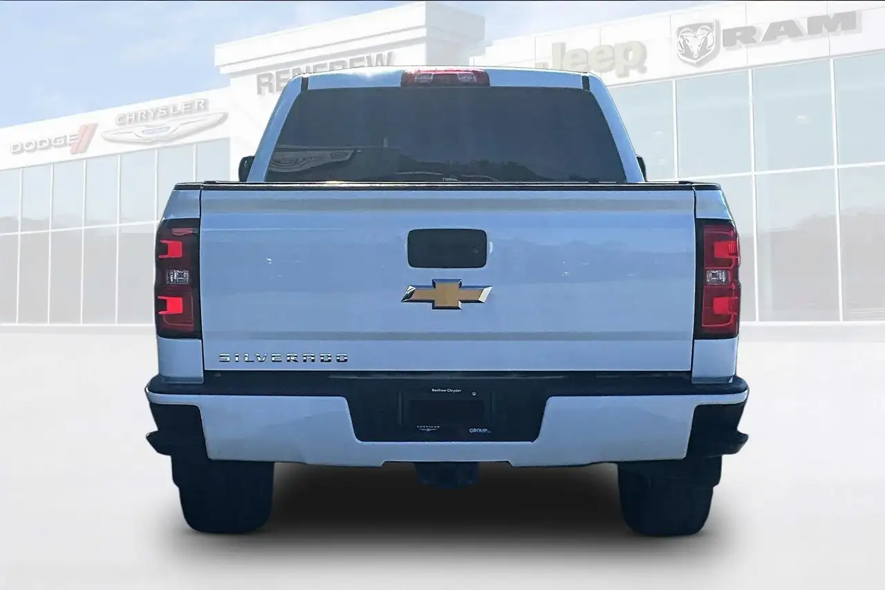 Chevrolet Silverado 1500 снимка Chevrolet Silverado 1500