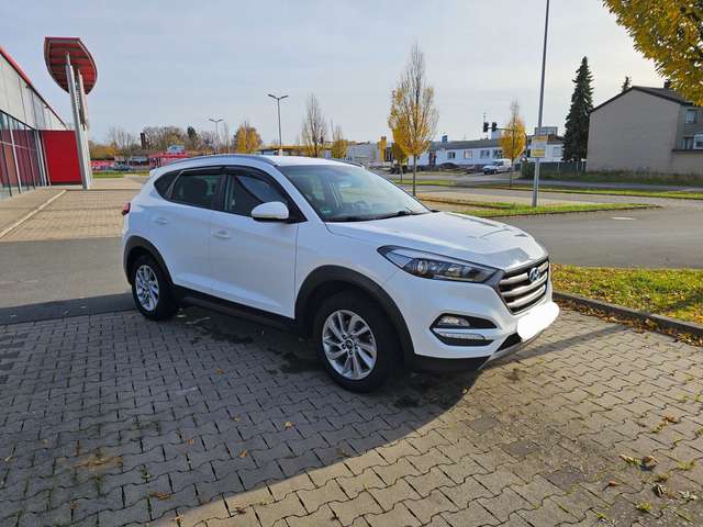 Imagine Hyundai TUCSON Tucson  1.6 GDi 2WD Classic