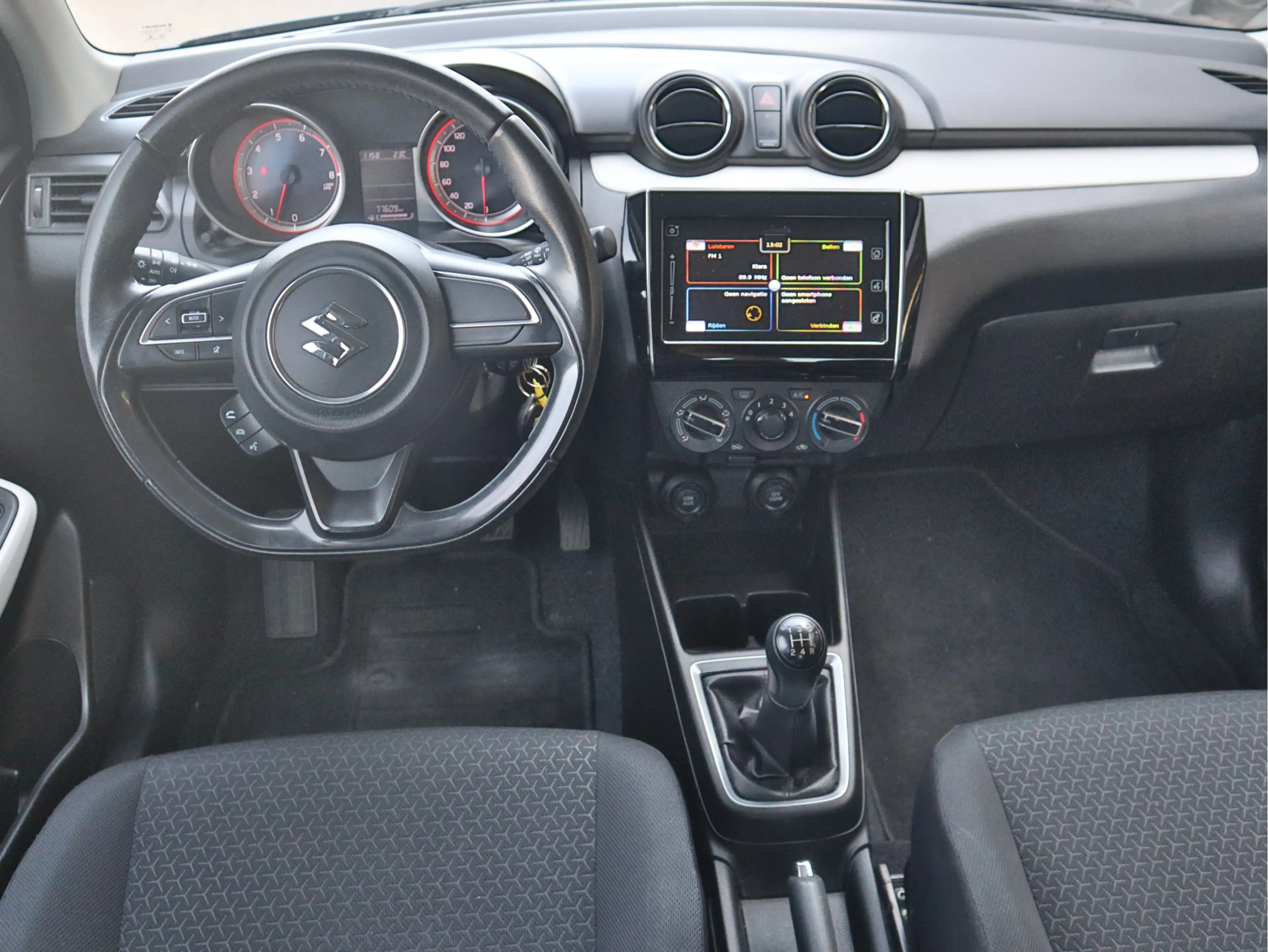 Suzuki Swift 1.2 Select | Camera | Stoelverwarming | Apple Carp — photo 5