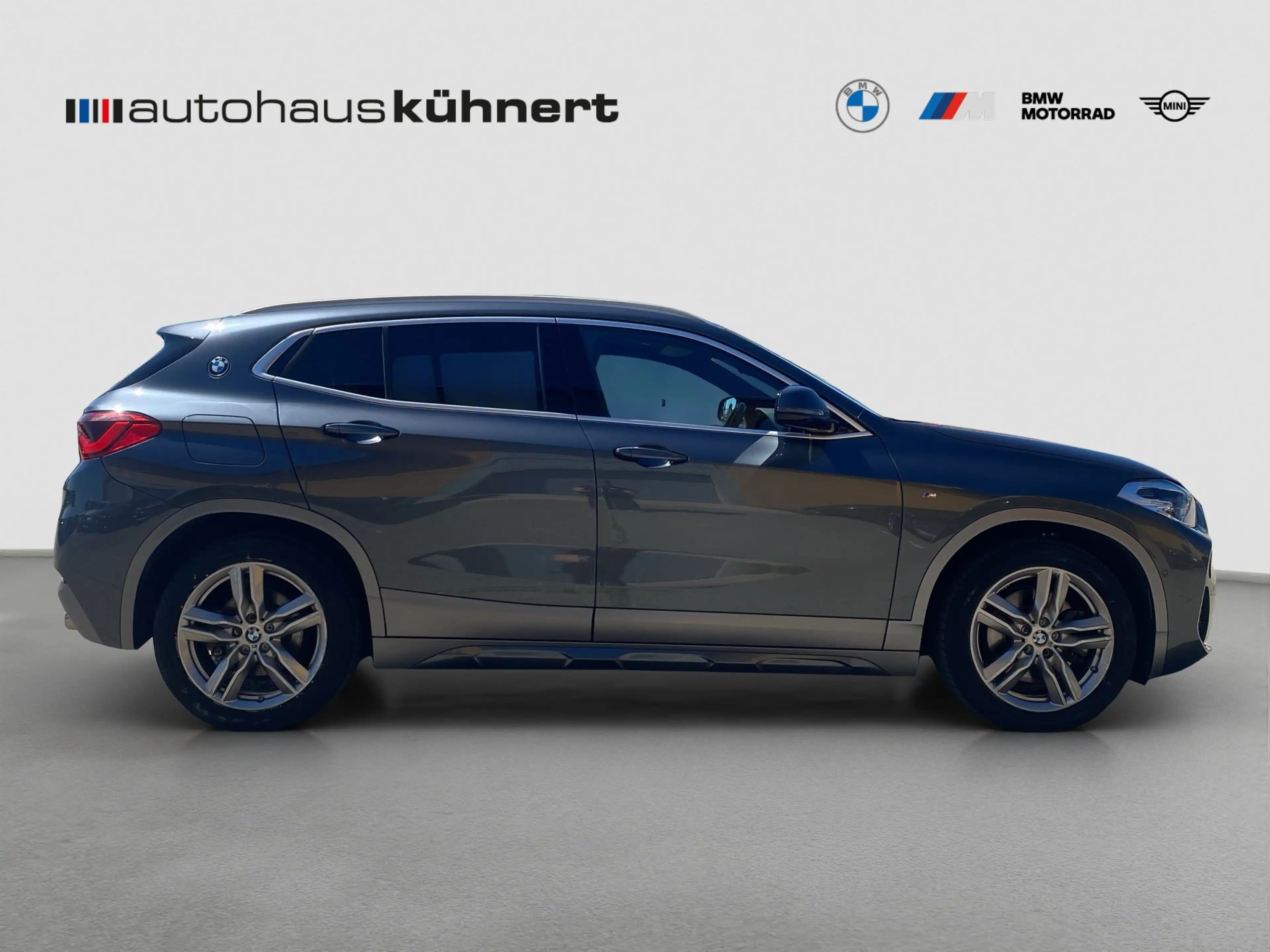 BMW X2 xDrive 20d //M-Sport X LED Pano AHK RFK HUD Hifi — photo 8