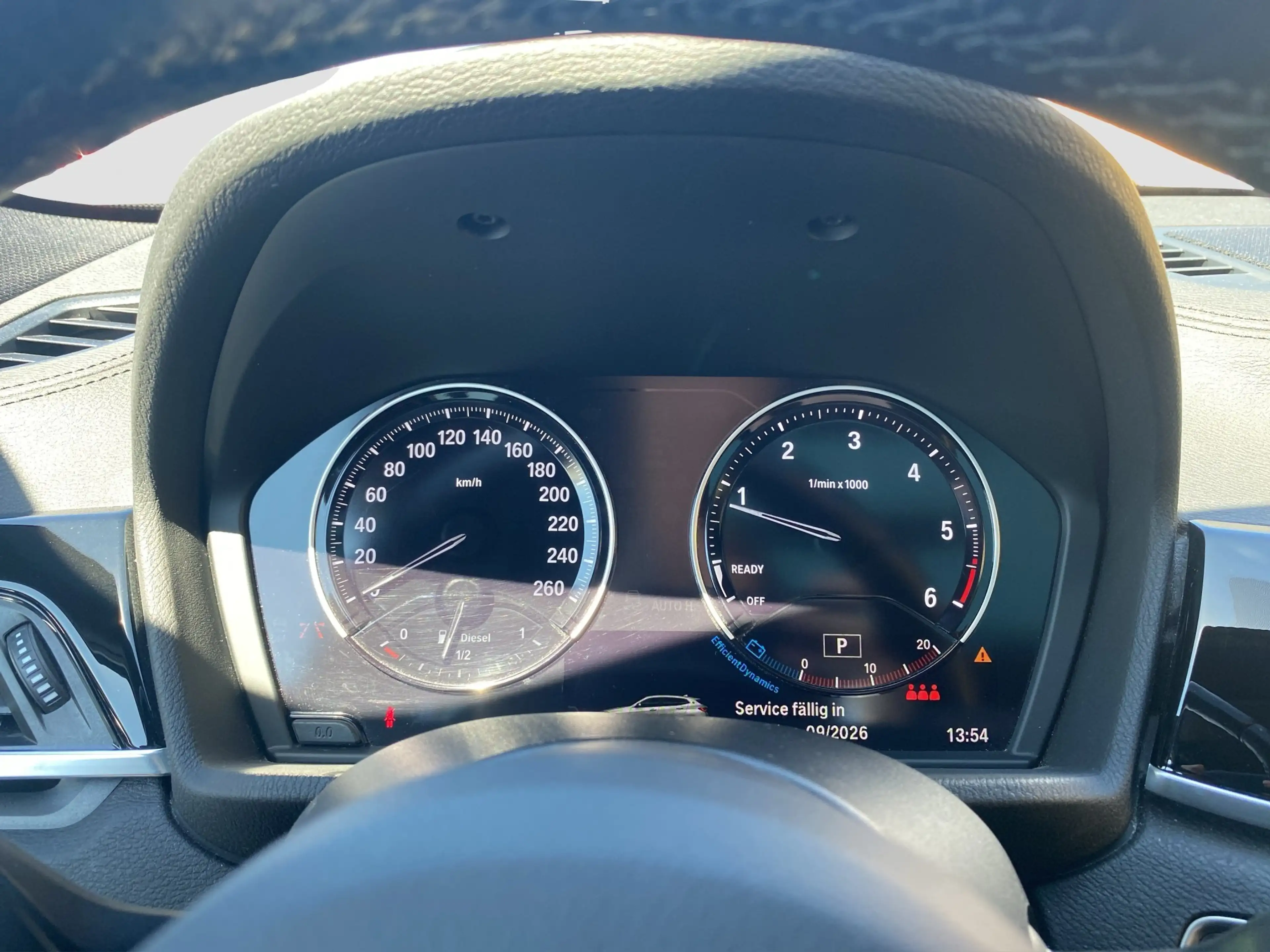 BMW X2 xDrive 20d //M-Sport X LED Pano AHK RFK HUD Hifi — photo 15