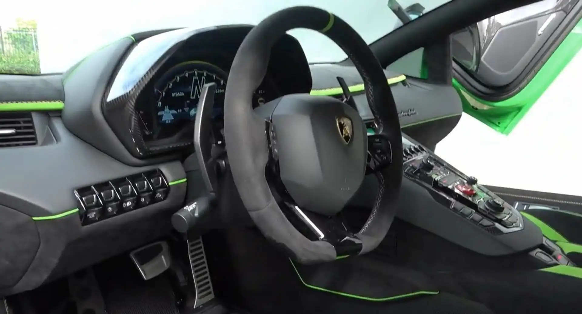 Lamborghini Aventador LP770-4 SVJ 63 Coupe Verde - 2