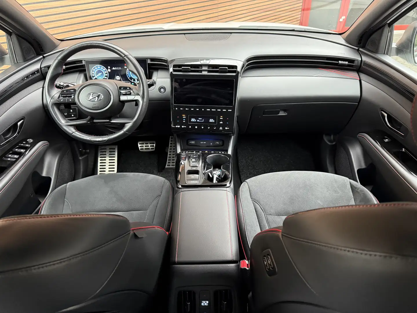 Hyundai TUCSON 1.6 T-GDI PHEV N Line Trekhaak / Carplay / 360* Ca Wit - 2