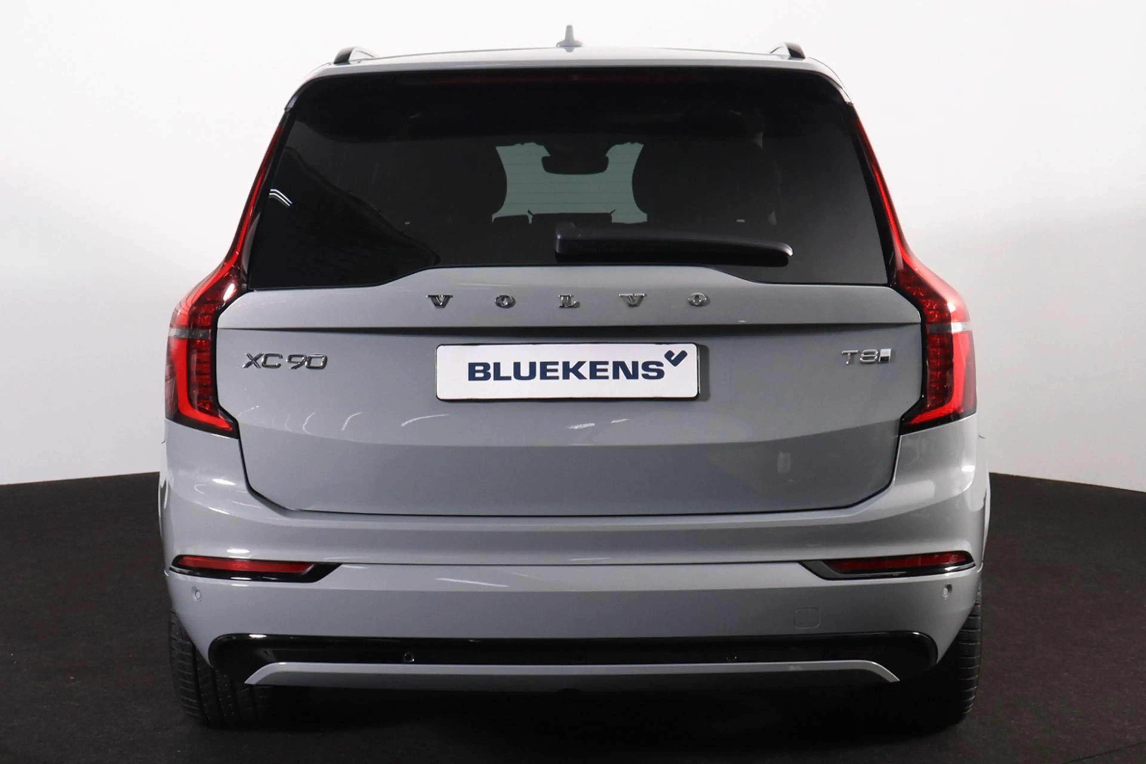 Volvo XC90 T8 Recharge AWD Ultra Dark - Luchtvering - Panoram — photo 4