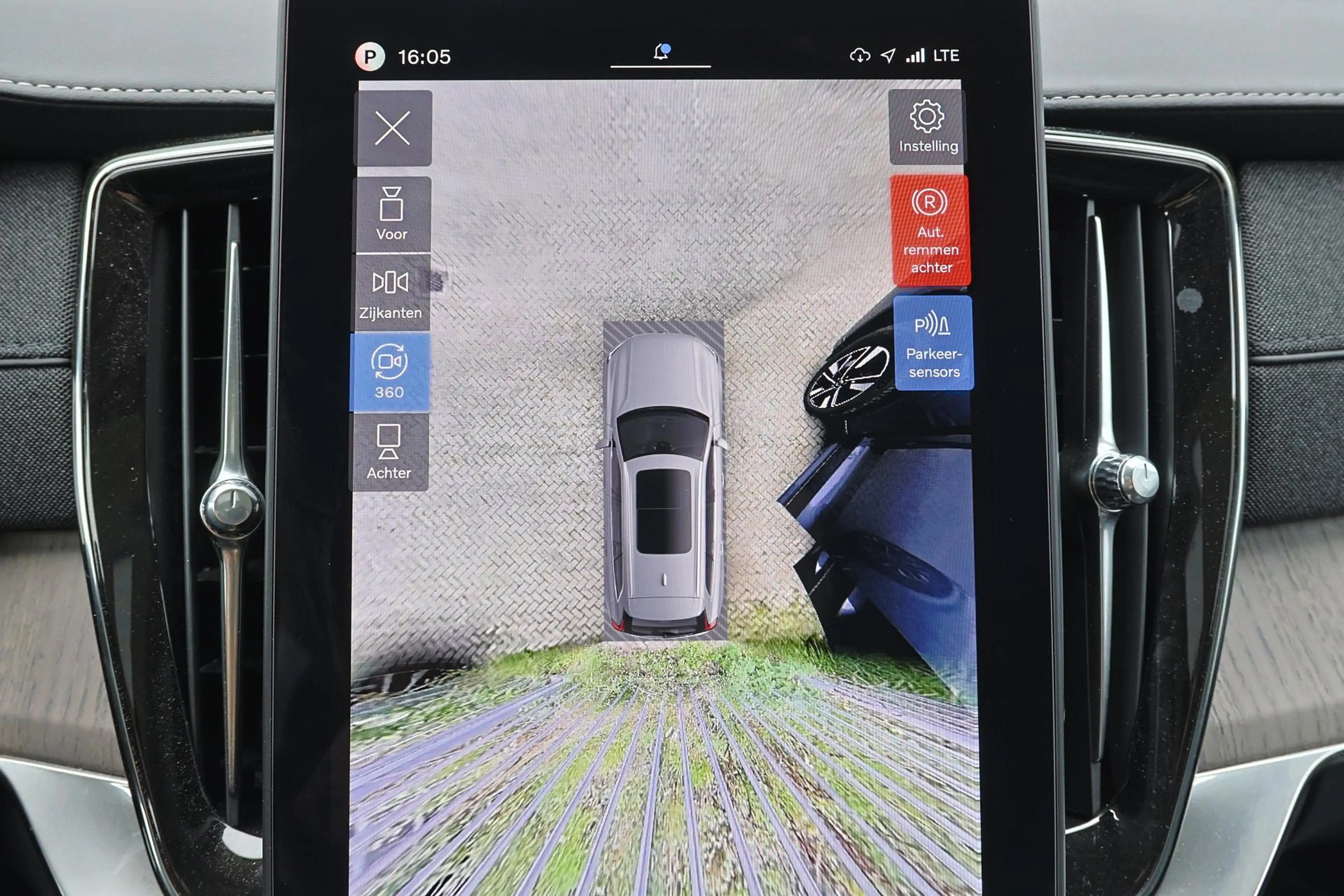 Volvo XC90 T8 Recharge AWD Ultra Dark - Luchtvering - Panoram — photo 9