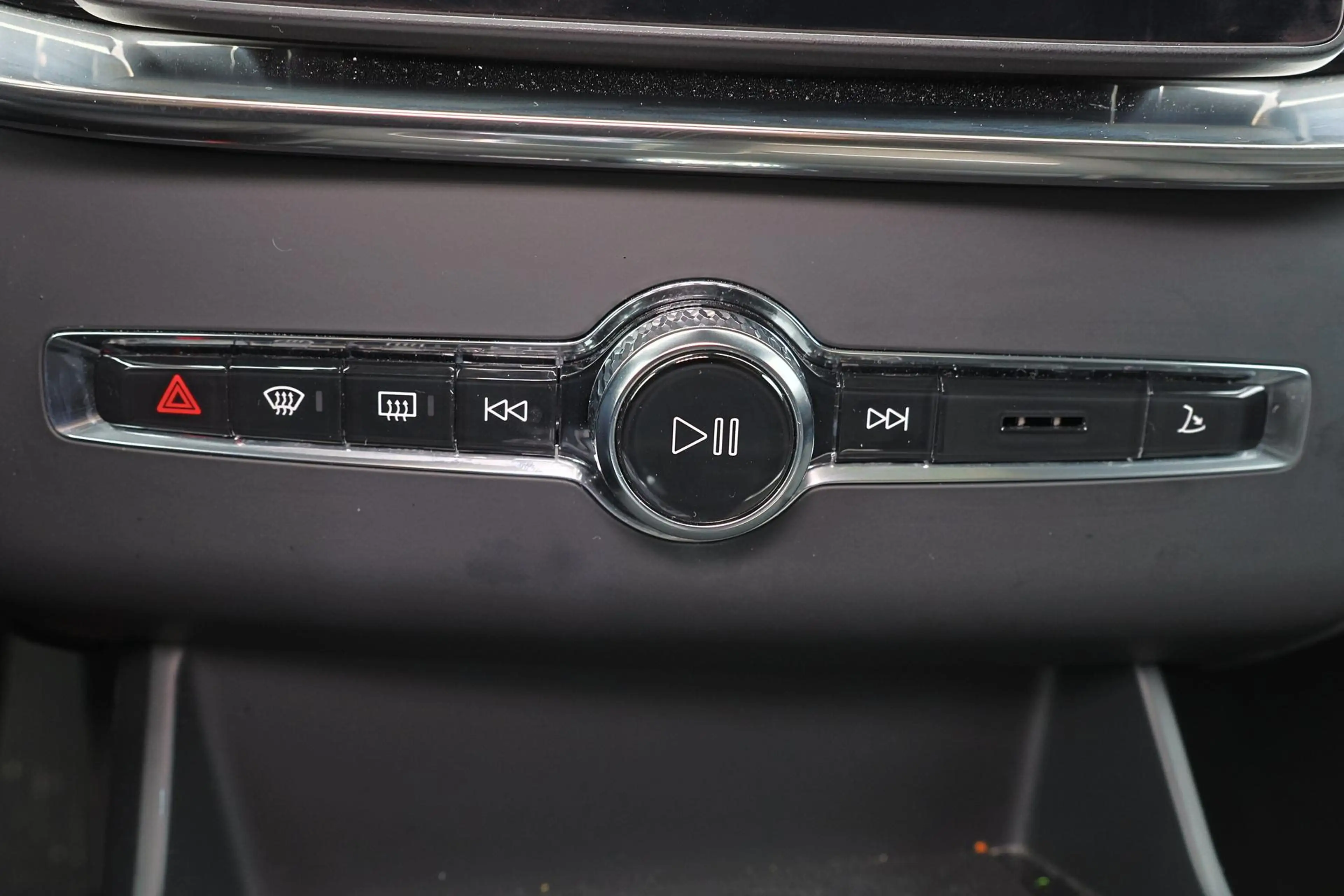 Volvo XC90 T8 Recharge AWD Ultra Dark - Luchtvering - Panoram — photo 10