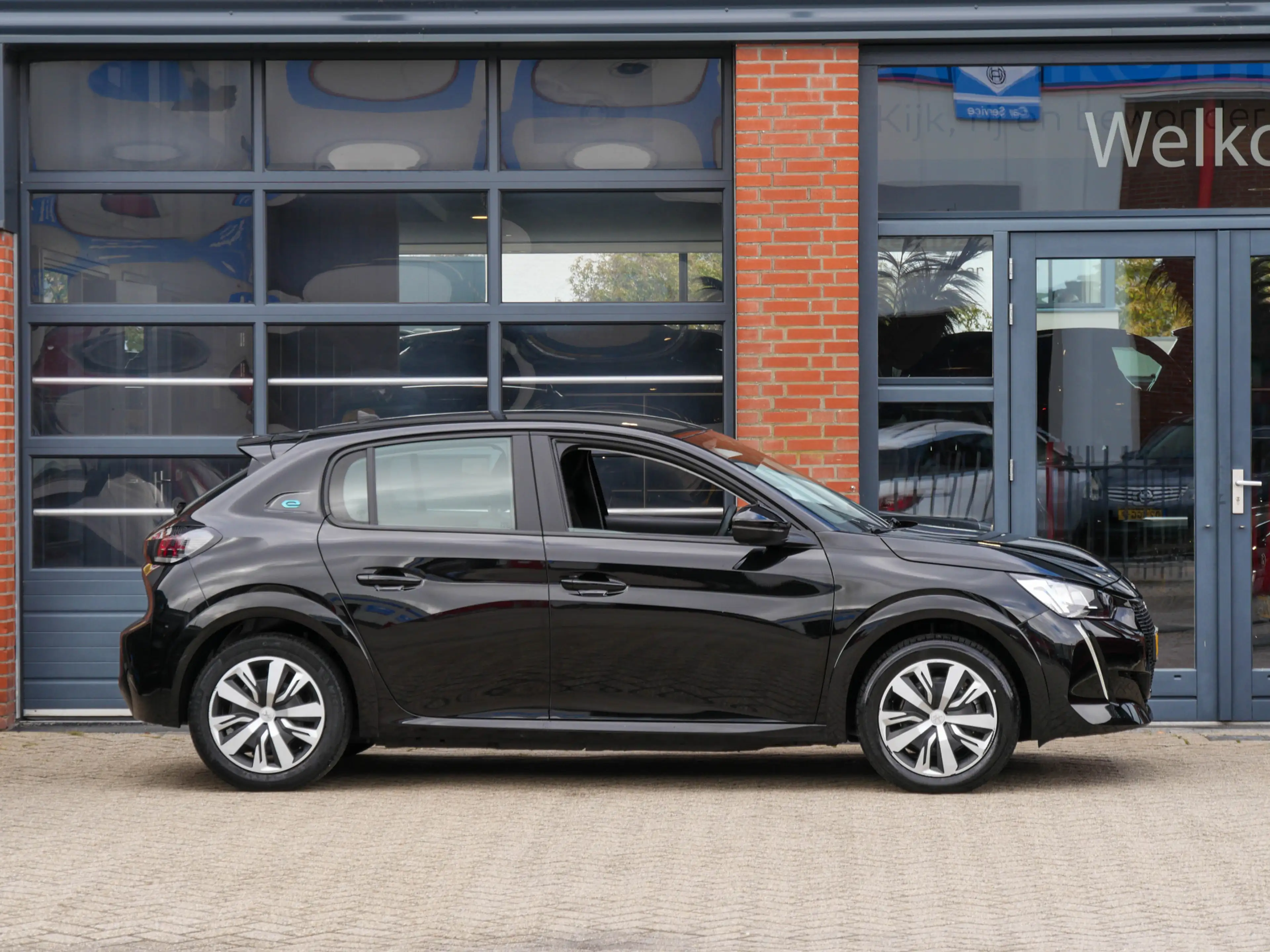 Peugeot e-208 EV Active 50 kWh | APPLE CARPLAY / ANDORID AUTO | — photo 5