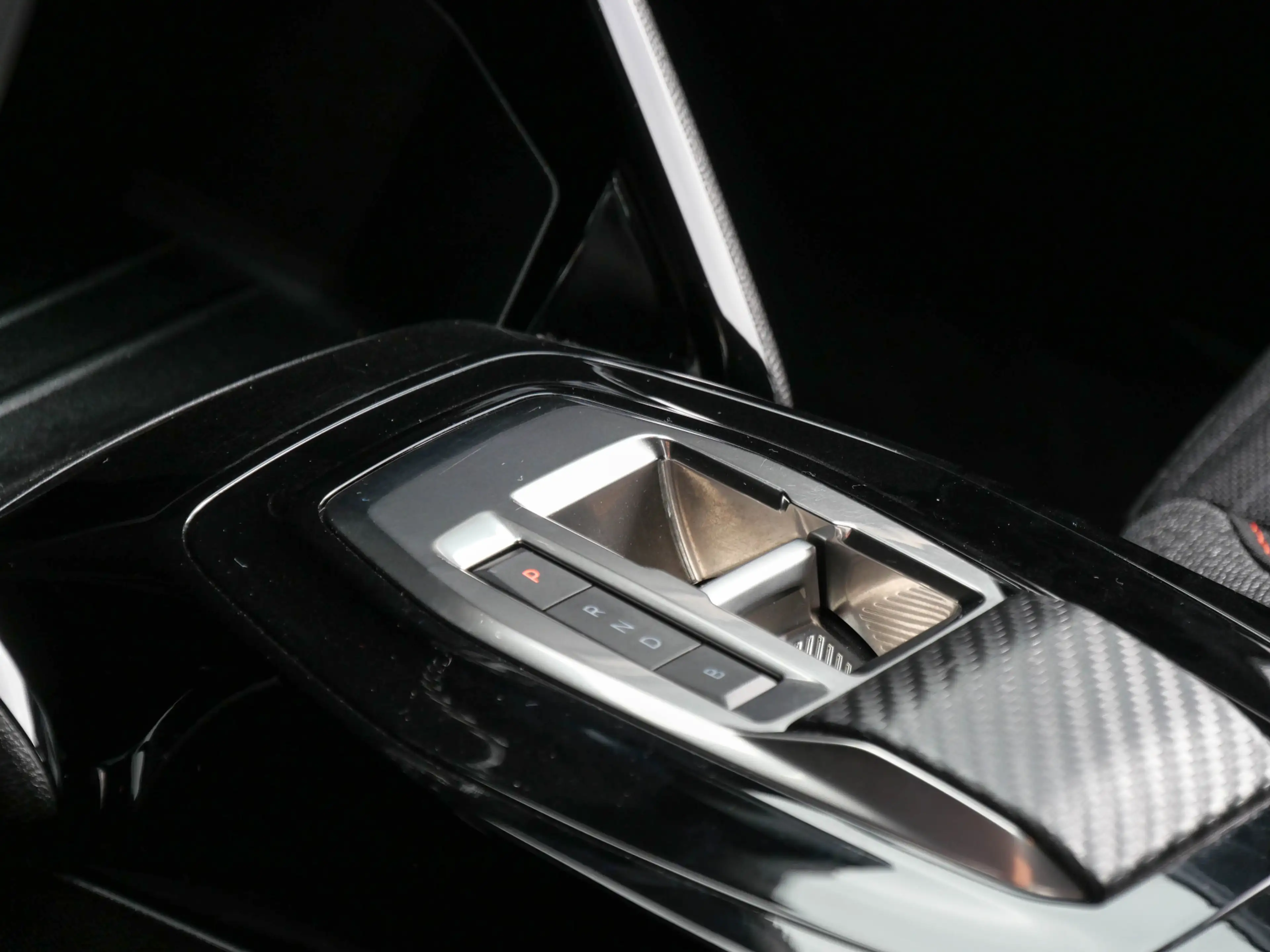 Peugeot e-208 EV Active 50 kWh | APPLE CARPLAY / ANDORID AUTO | — photo 15