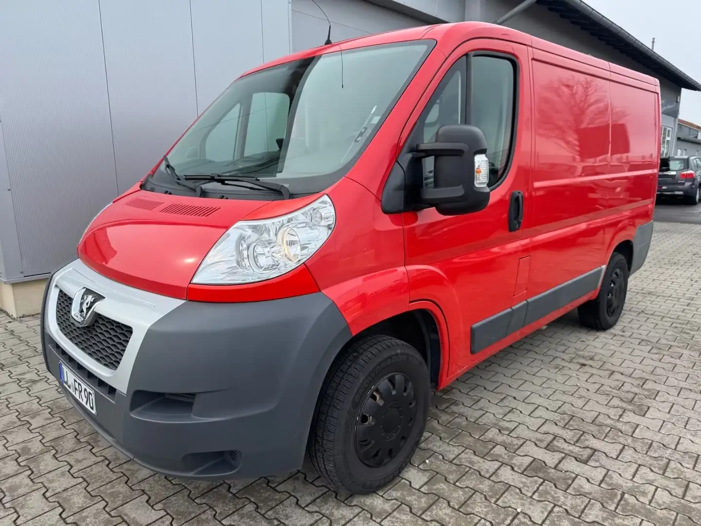 Peugeot Boxer HDi L1H01 Klima AHK Rot - 1