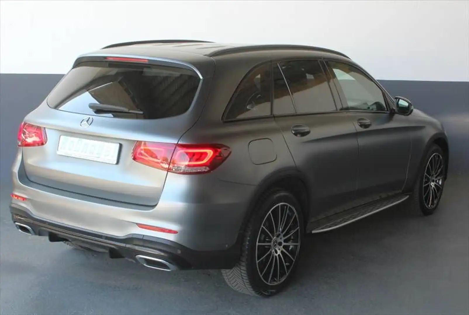 Mercedes-Benz GLC 400 d 4Matic AMG Line Business Night Alu 20" Grijs - 2