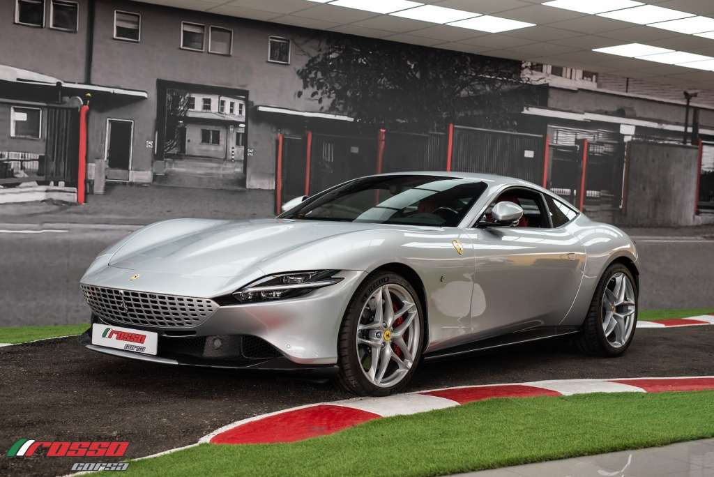 Ferrari Roma - foto 1