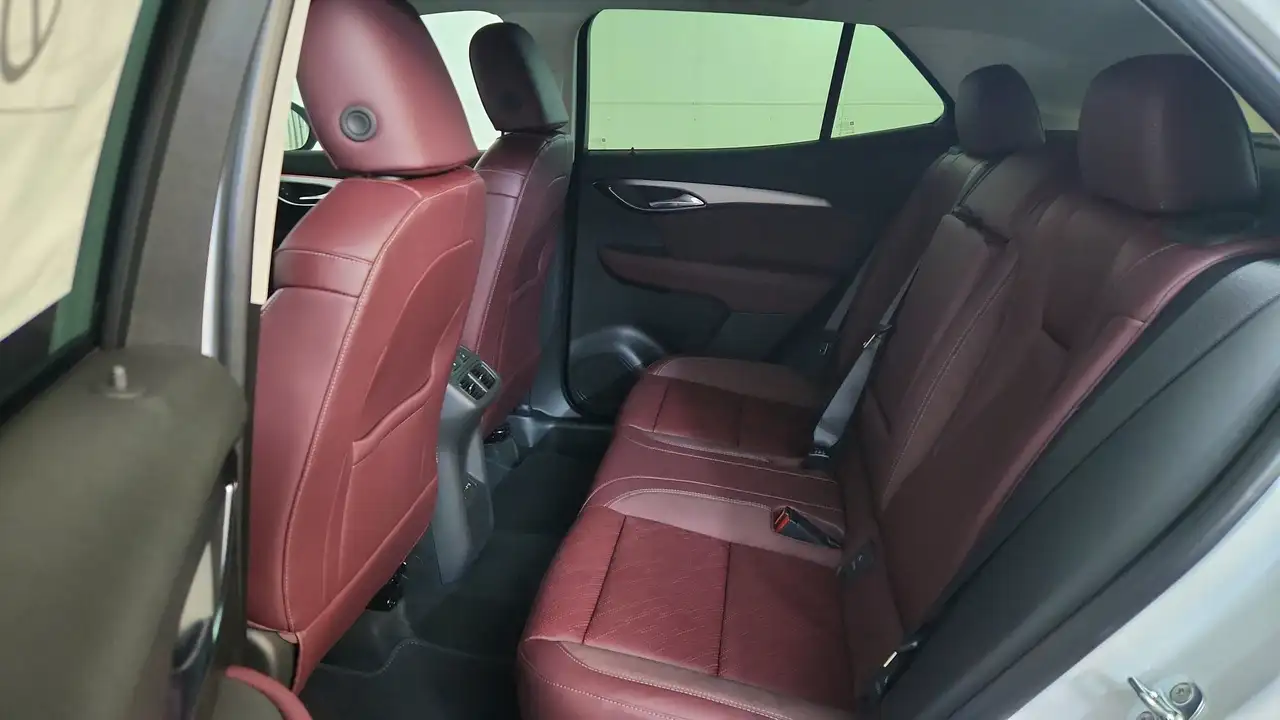 Buick Envision снимка Buick Envision