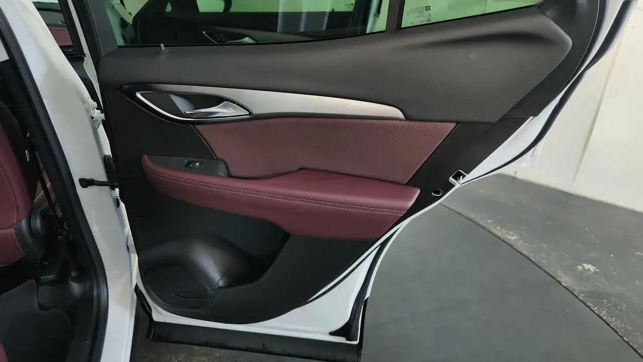 Buick Envision снимка Buick Envision