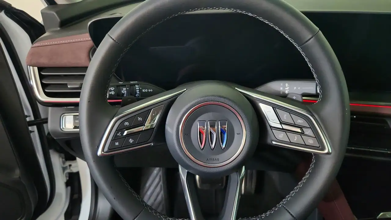 Buick Envision снимка Buick Envision