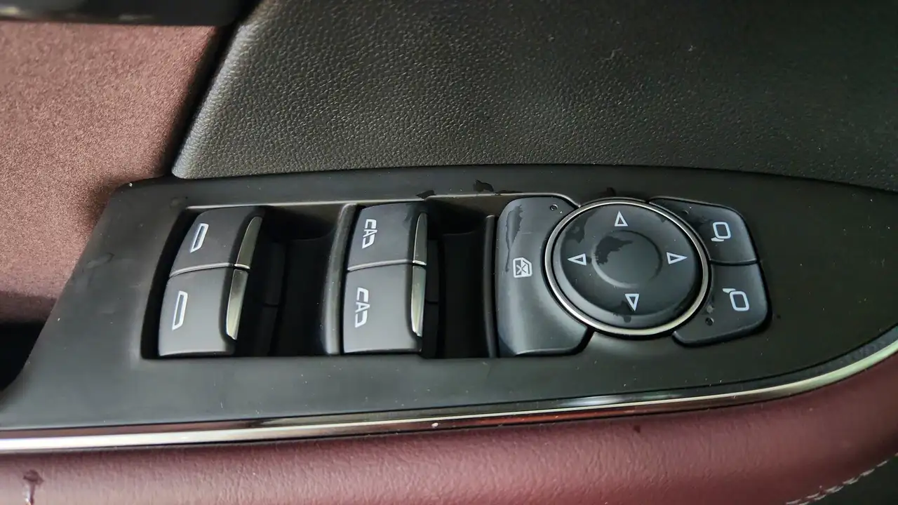 Buick Envision снимка Buick Envision
