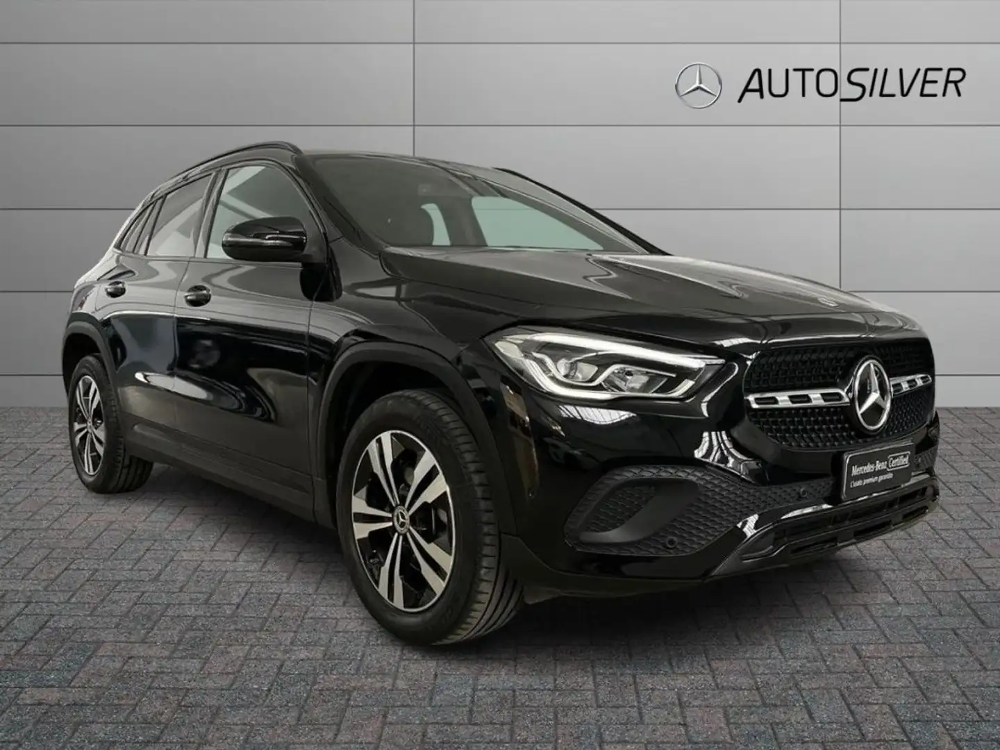 Mercedes-Benz GLA 200 d Automatic Sport Plus Negro - 1