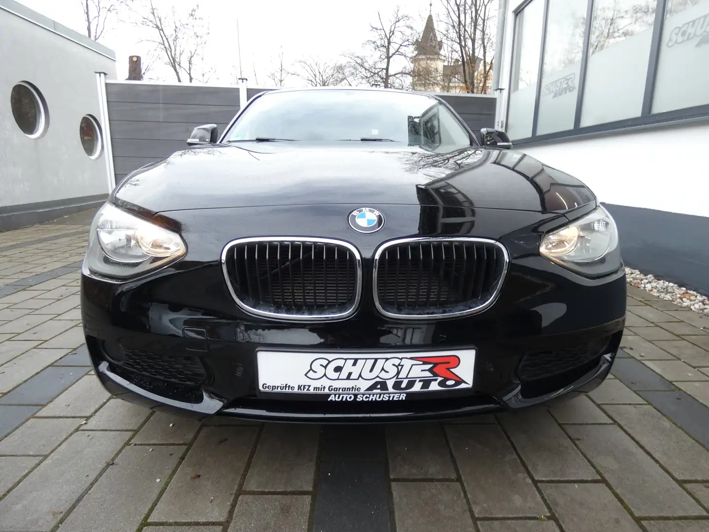 BMW 114 114 i 8fach bereift Noir - 1
