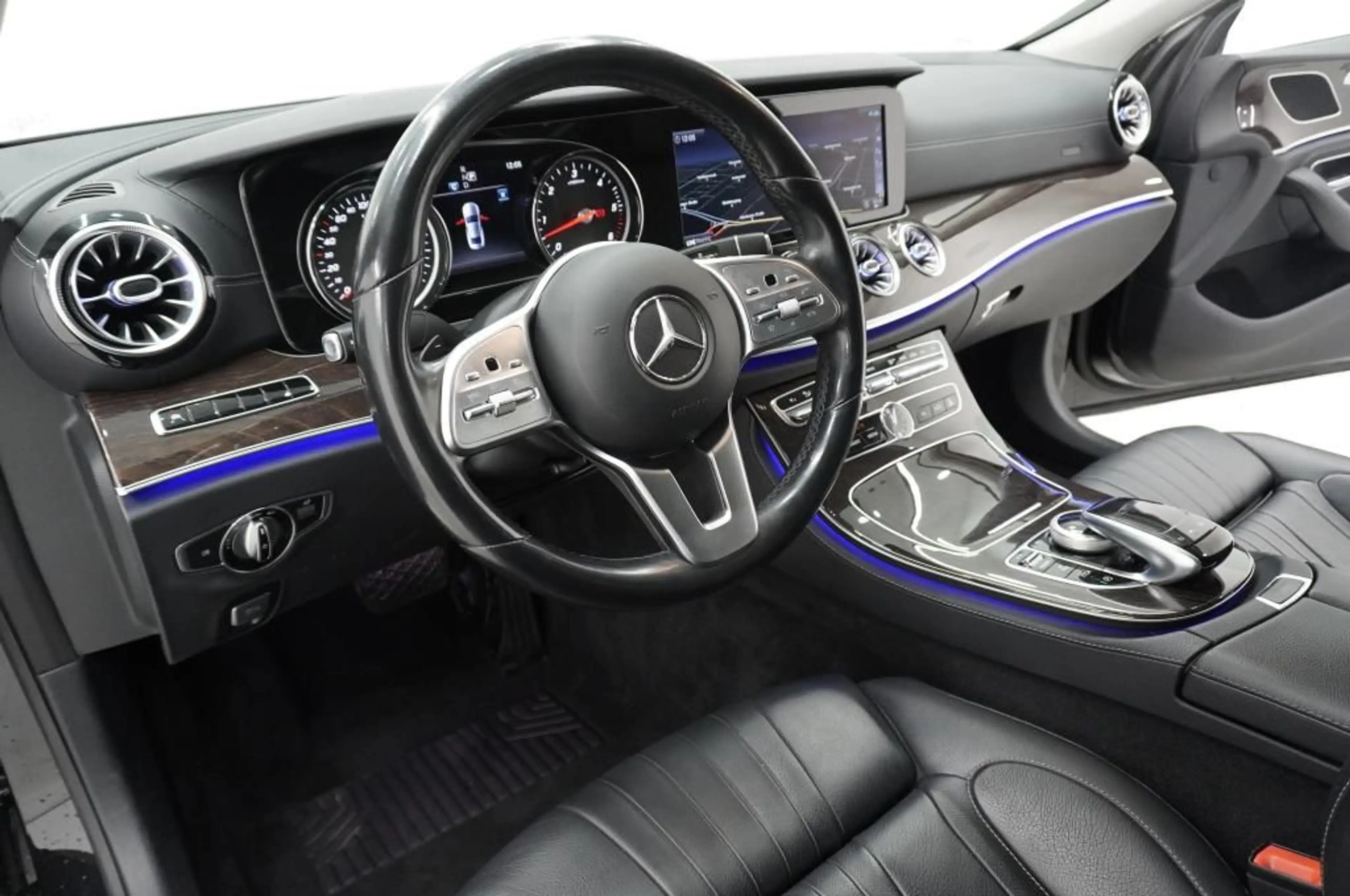 Mercedes-Benz CLS 350 d 4Matic 9G-Tronic Navi/Leder/LED/Kamera — photo 9