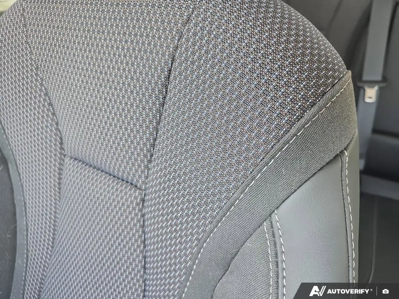 Buick Envision photo Buick Envision