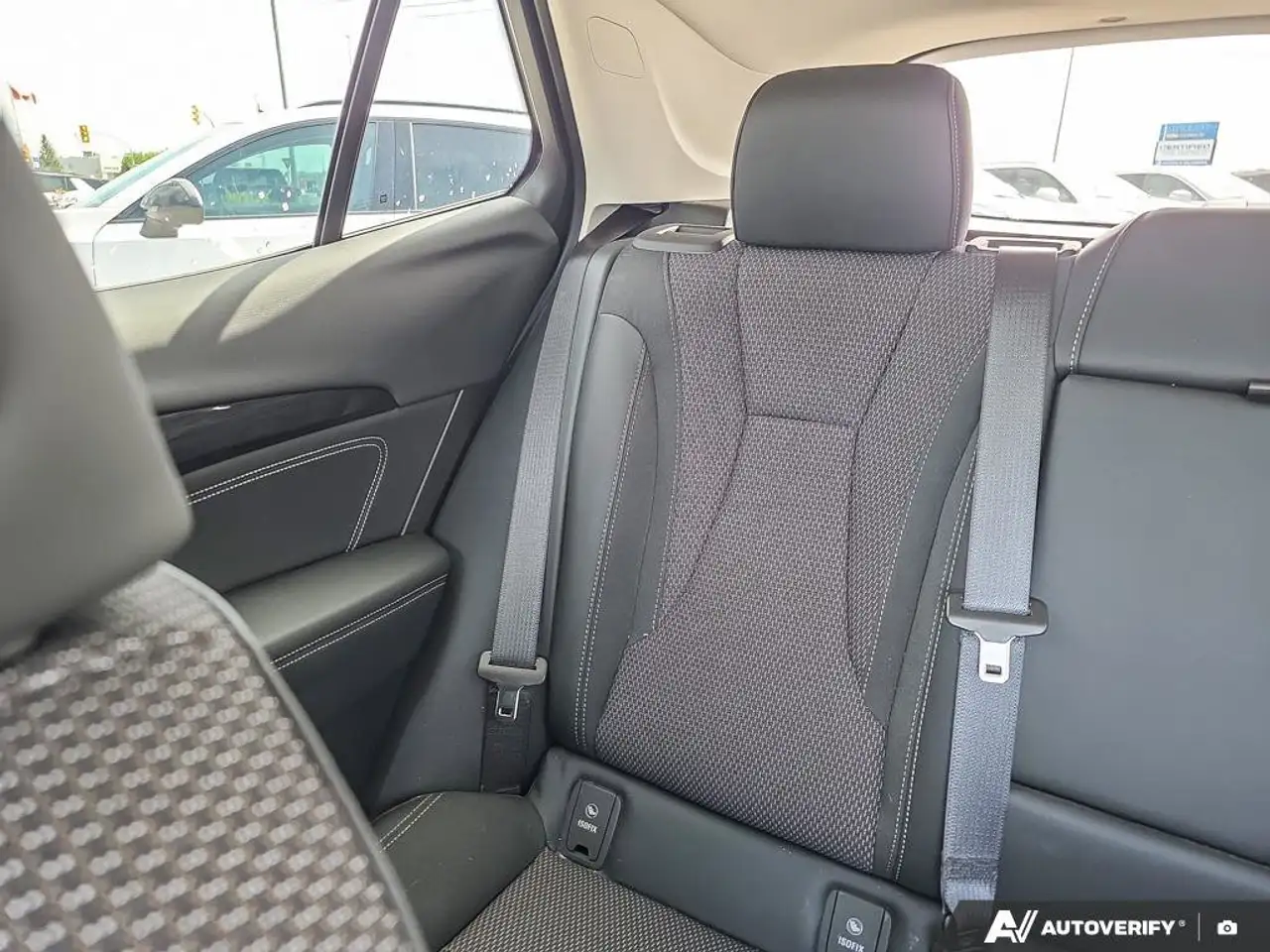 Buick Envision photo Buick Envision