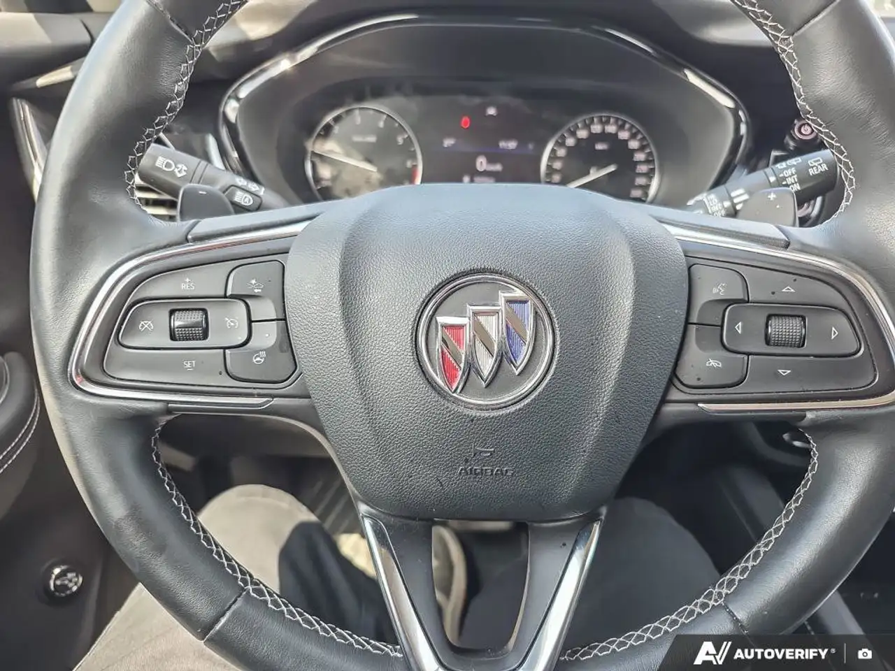 Buick Envision photo Buick Envision