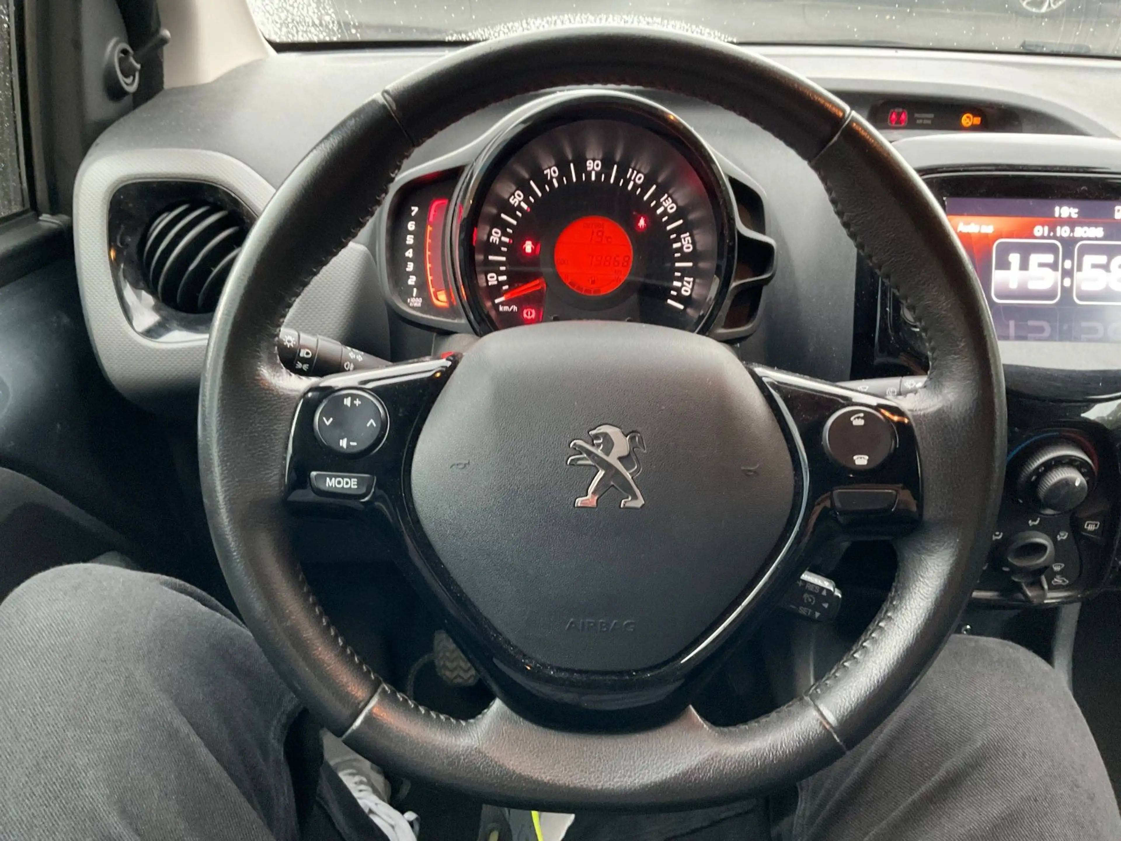 Peugeot 108 TOP Style Faltdach Klima Kamera — photo 11