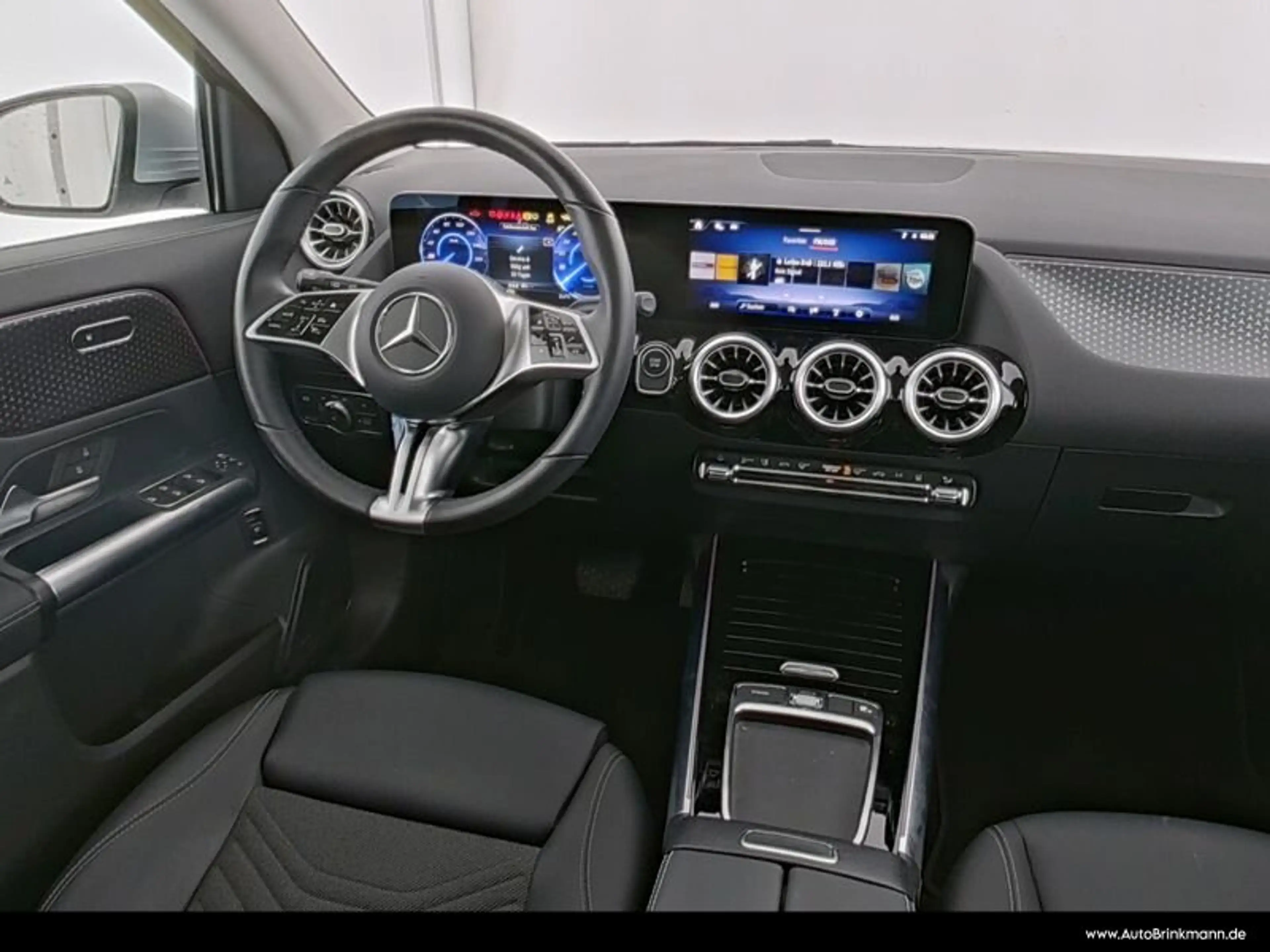 Mercedes-Benz EQA 250 EQA 250 ADVANCED/LED/KAMERA/TOTW/SPURH/AMBIENTE — photo 6
