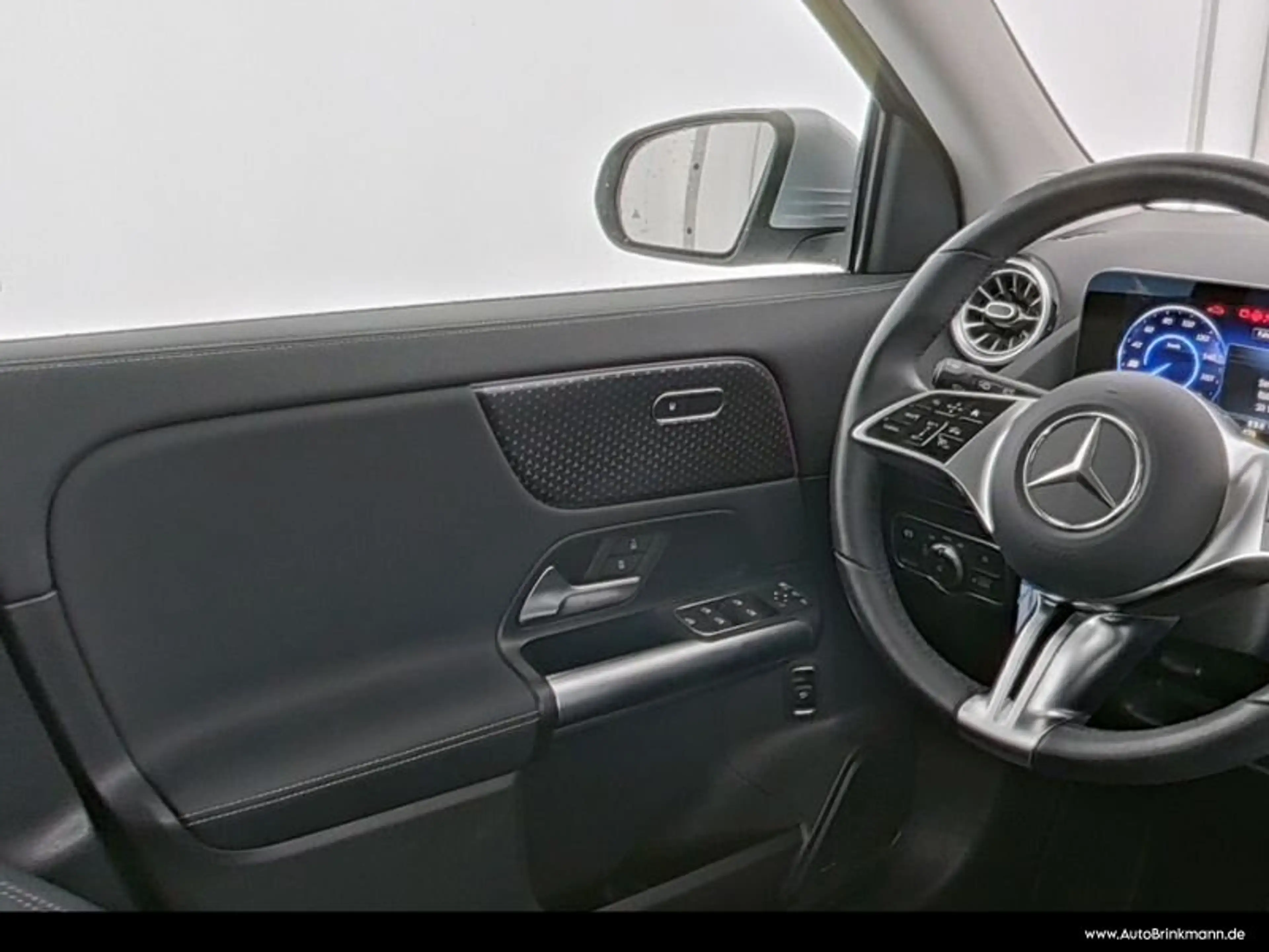 Mercedes-Benz EQA 250 EQA 250 ADVANCED/LED/KAMERA/TOTW/SPURH/AMBIENTE — photo 9