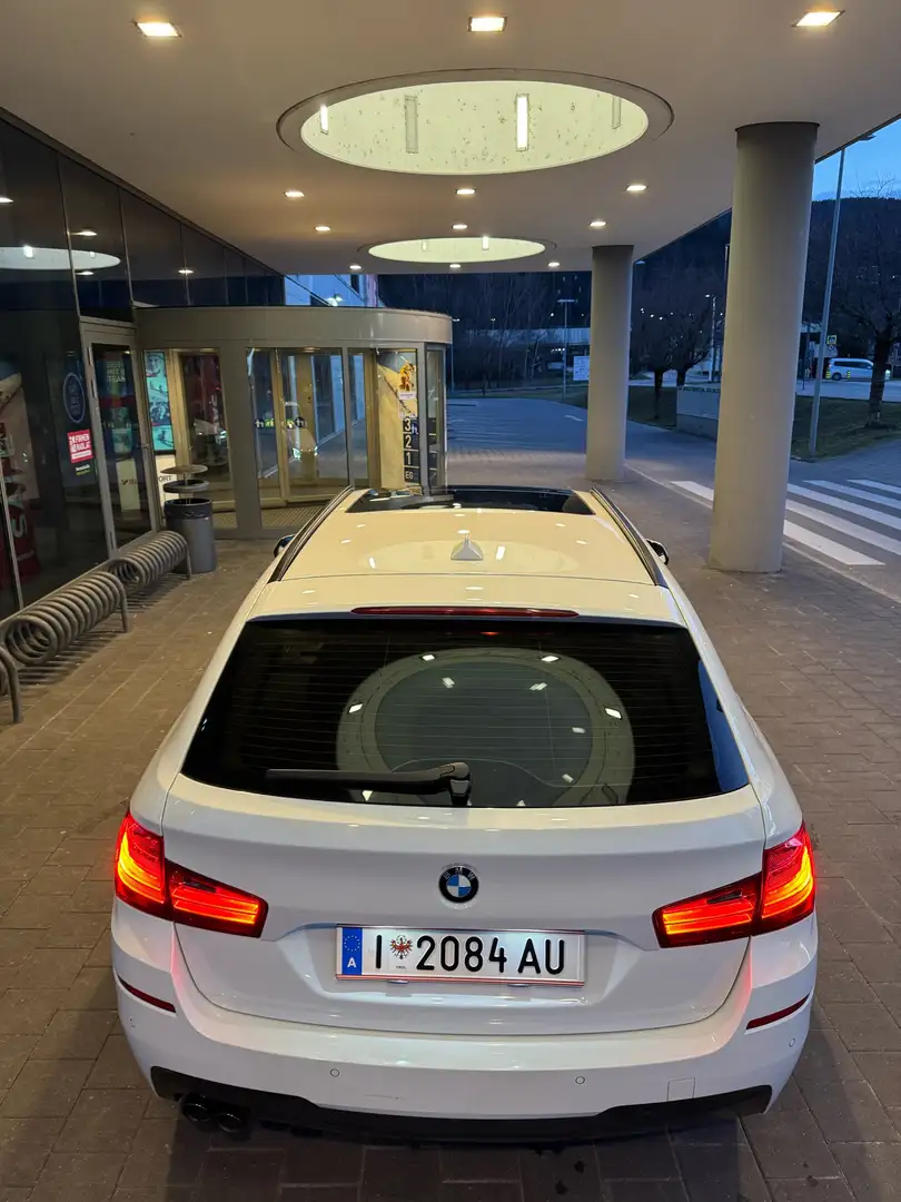 BMW 530 xDriver Facelift mit M-Paket aus Werk Weiß - 2