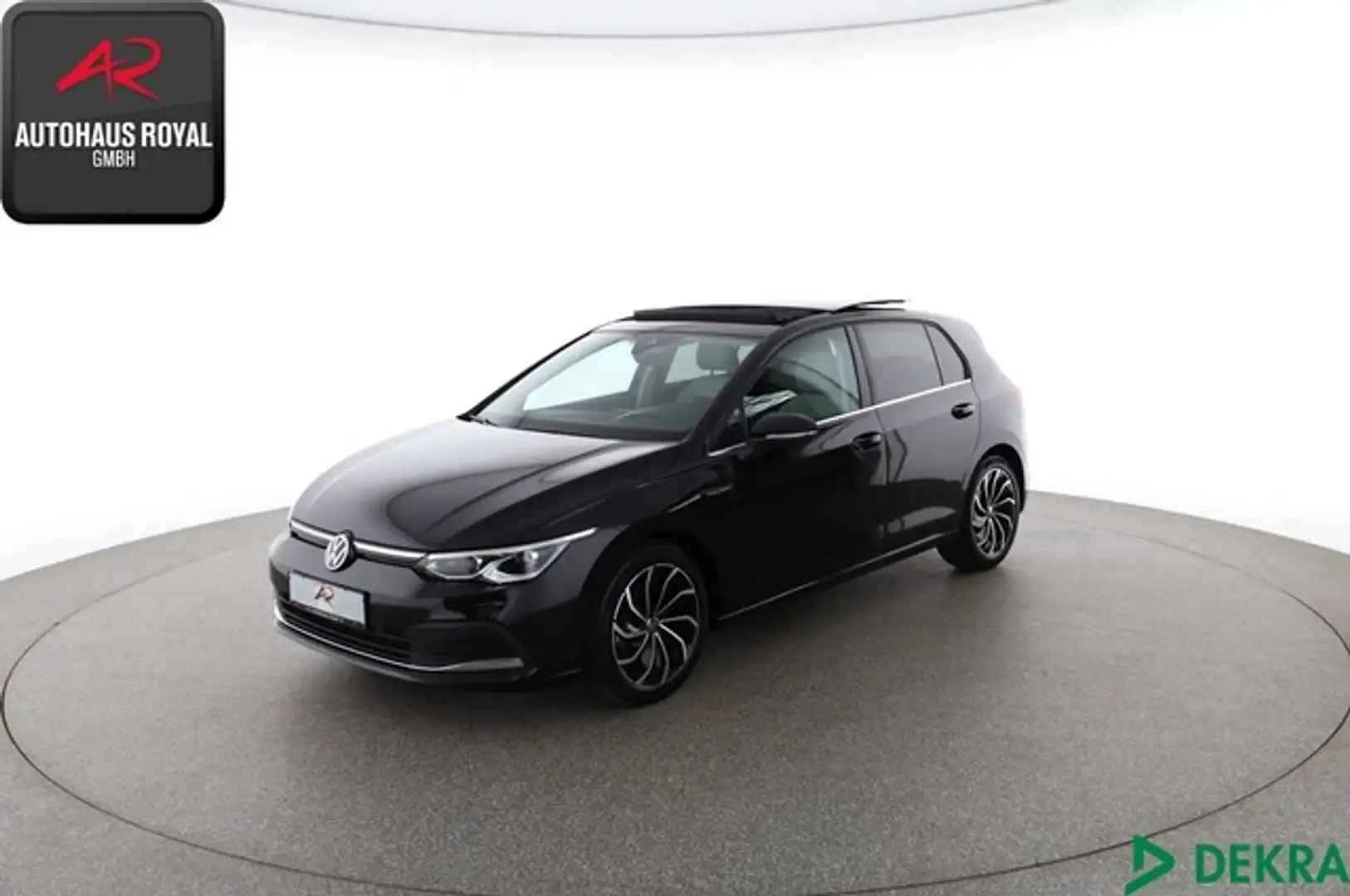 Volkswagen Golf VIII 2.0 TDI  HUD,STANDHZ,KEYLESS,MASSAGE Černá - 1