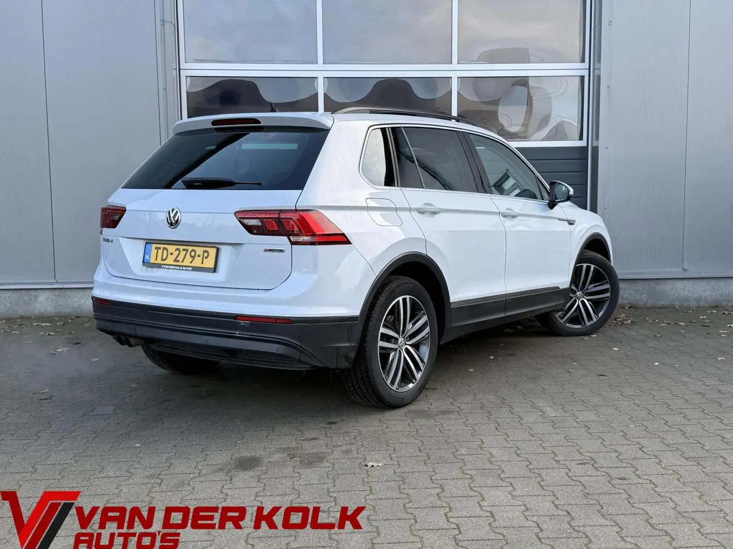 Volkswagen Tiguan 1.4 TSI 4Motion Comfortline Automaat | Panorama | Weiß - 2