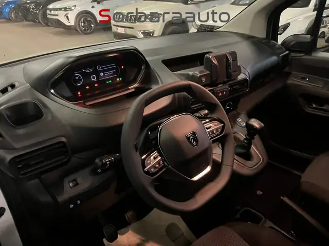 Peugeot Partner view 12